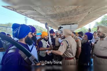 Ludhiana: Nihang Sikhs Hold Indefinite Road Blockade, Seek Arrest of Murder Accused