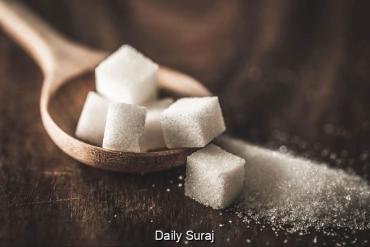 चीनी की बढ़ती कीमतों ने बढ़ाई सरकार की चिंता, डीलरों के लिए 15 दिन की स्टॉक लिमिट