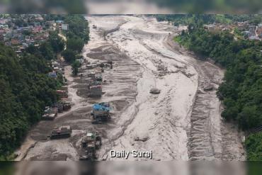 नेपाल में भीषण बाढ़ से तबाही, 300 से अधिक भारतीय पर्यटकों के लापता होने की सूचना